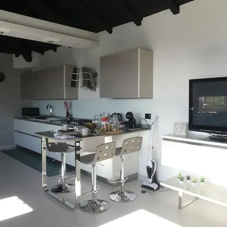 Luxor House *